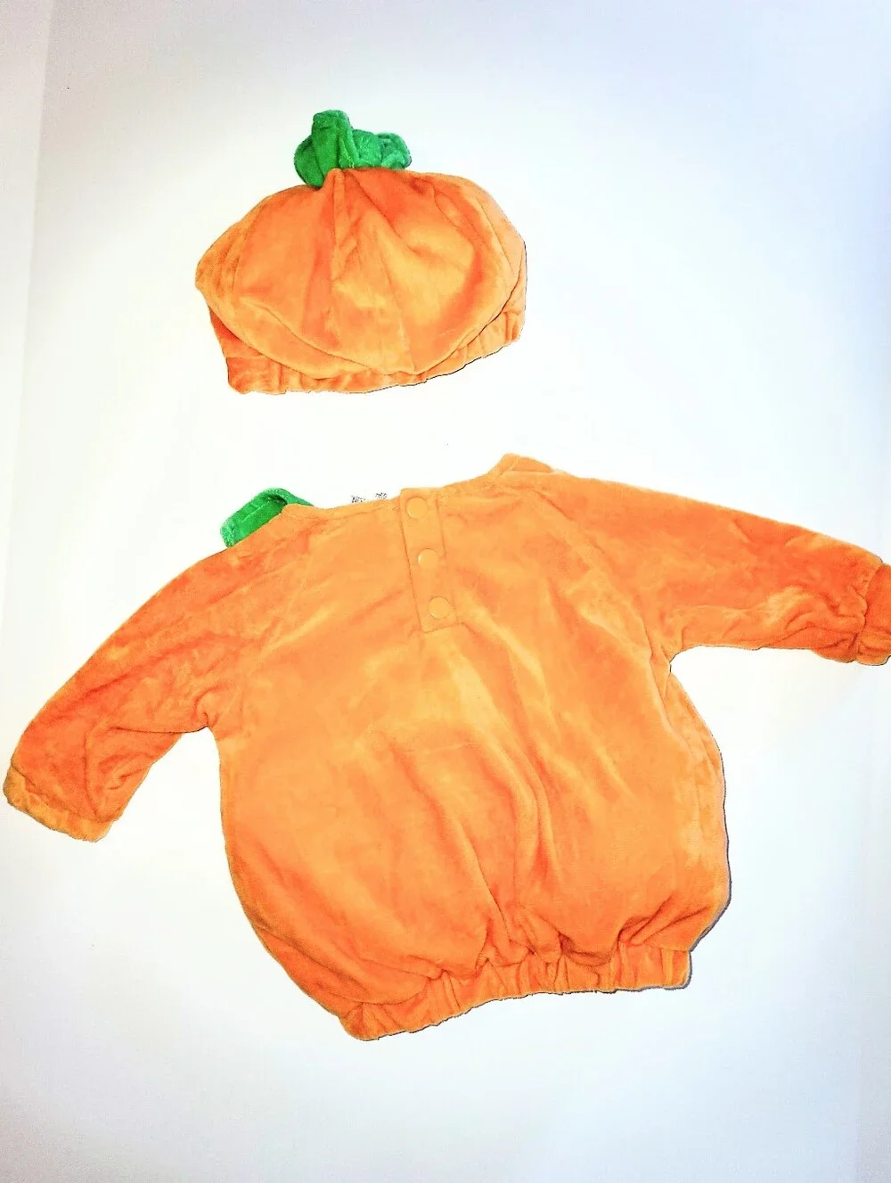 Hide & Eek Boutique nwot baby